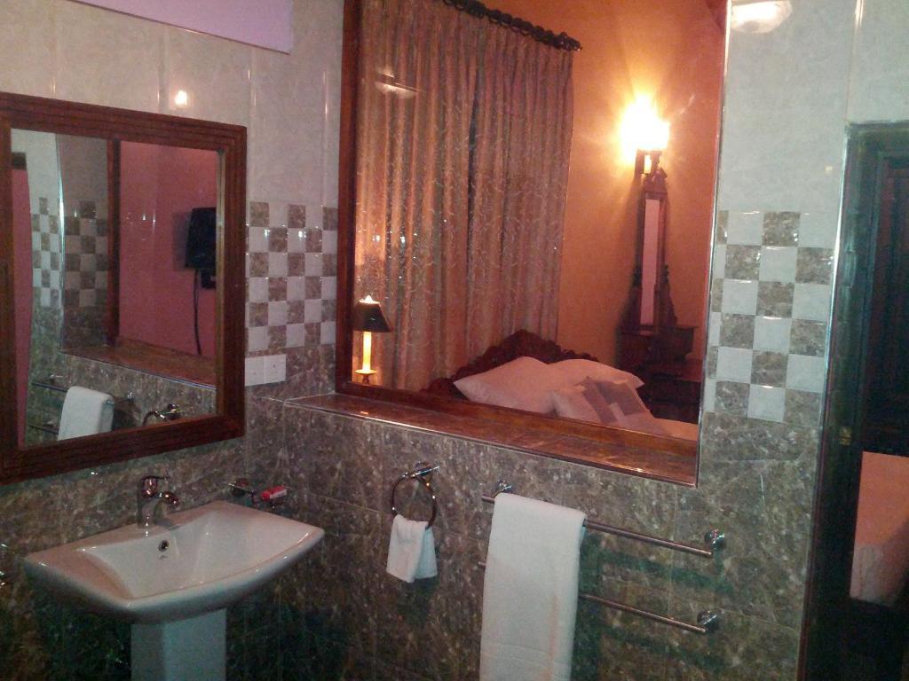 Villa W Bentota Kültér fotó